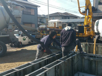 基礎工事