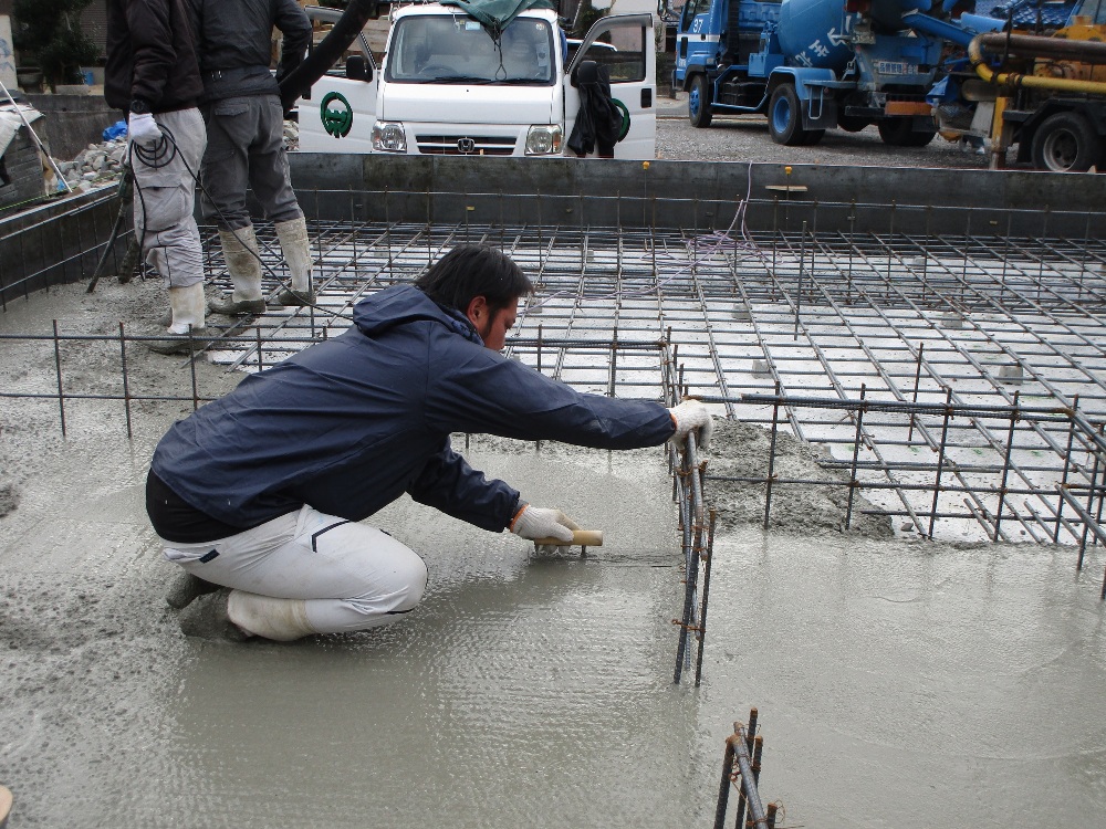 基礎コンクリート打設