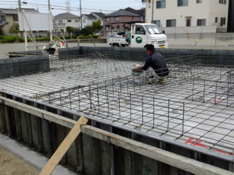 基礎工事