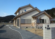 木の温もりが心地いい、機能的な和風住宅